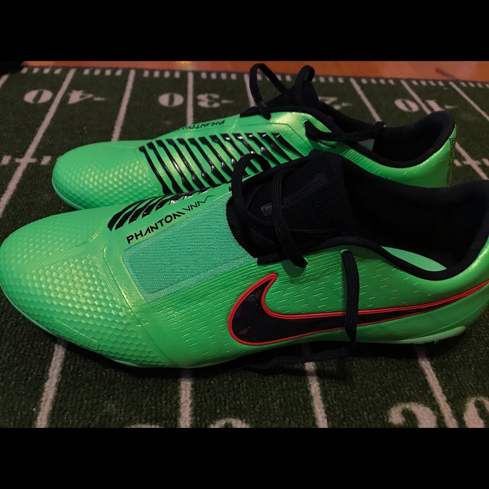 Nike phantom venom elite fg
